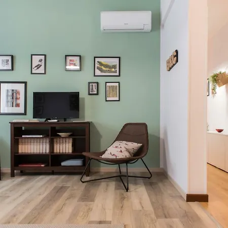 Uptown Mood Apartment